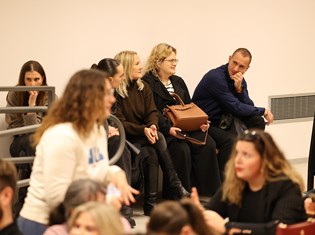 2025-12-04 20-05-32.jpeg